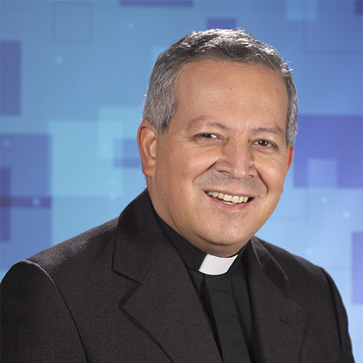 Foto do Dr. Carlos Ignacio Man Ging, SJ